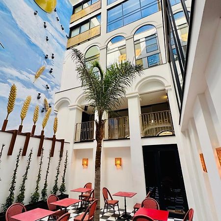 Hotel Divino & Apartments Figueres  Eksteriør bilde