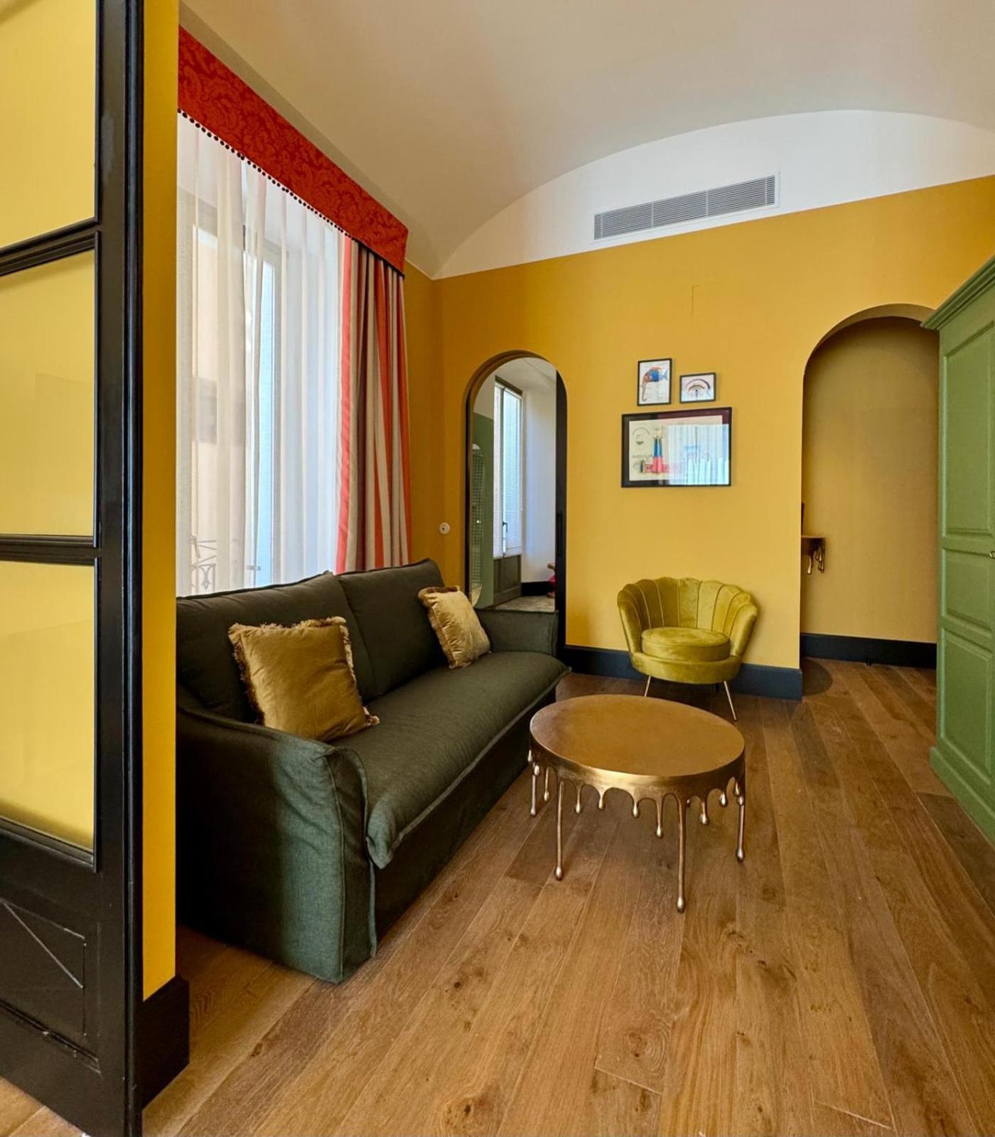 Hotel Divino & Apartments Figueres  Eksteriør bilde