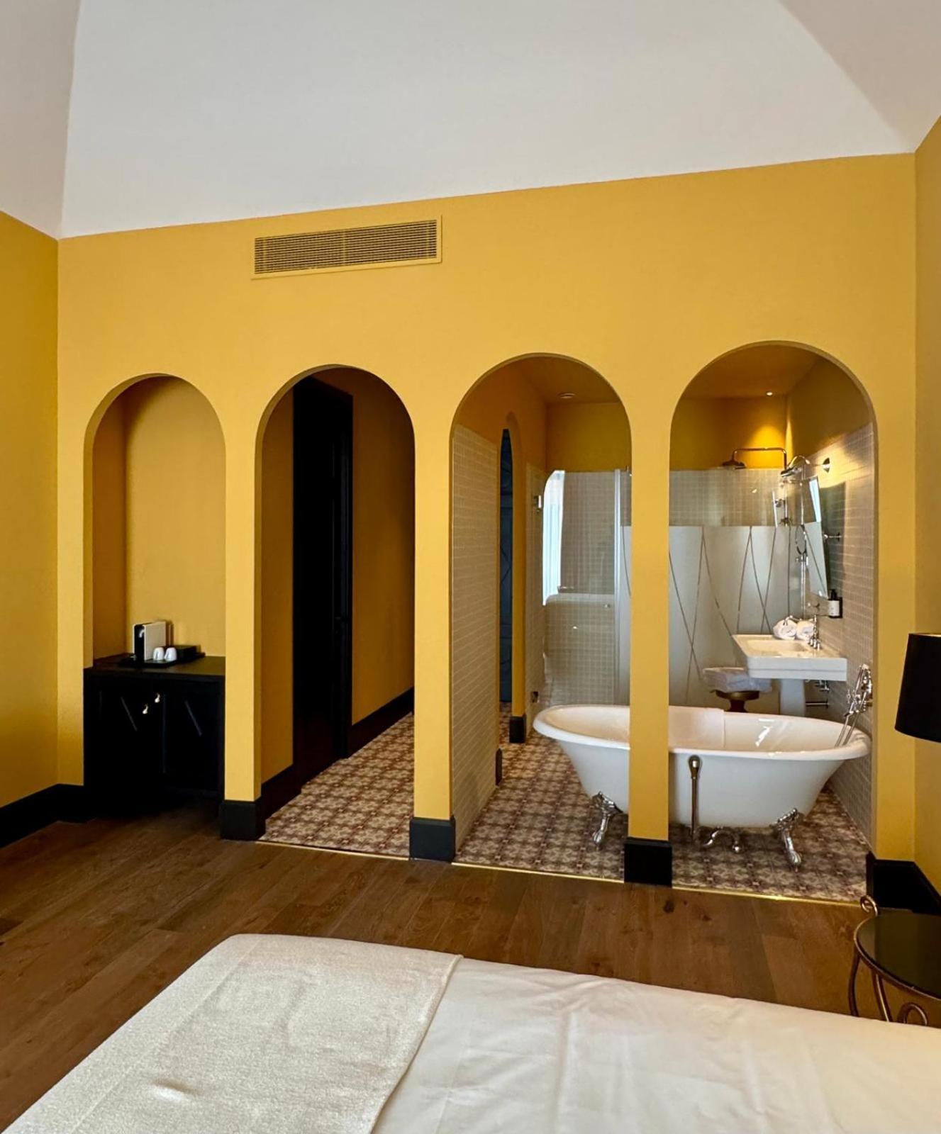 Hotel Divino & Apartments Figueres  Eksteriør bilde