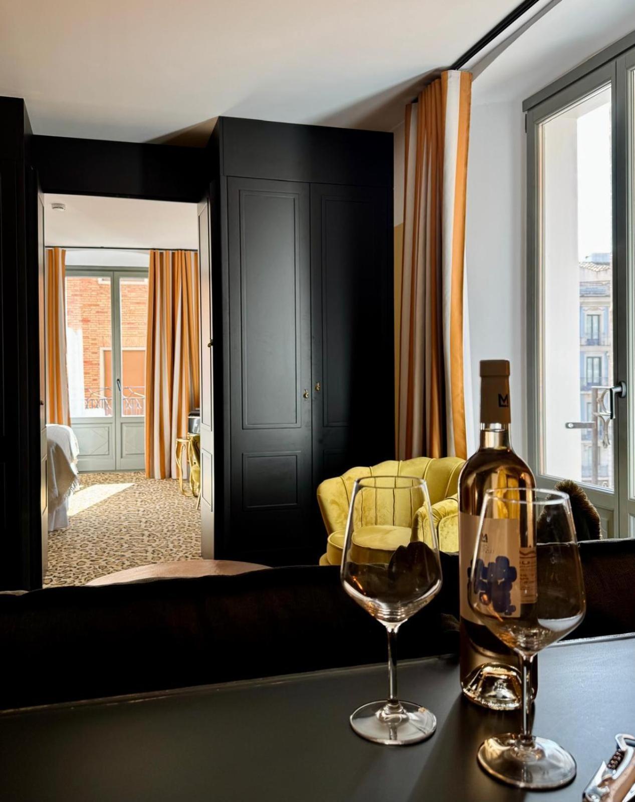 Hotel Divino & Apartments Figueres  Eksteriør bilde