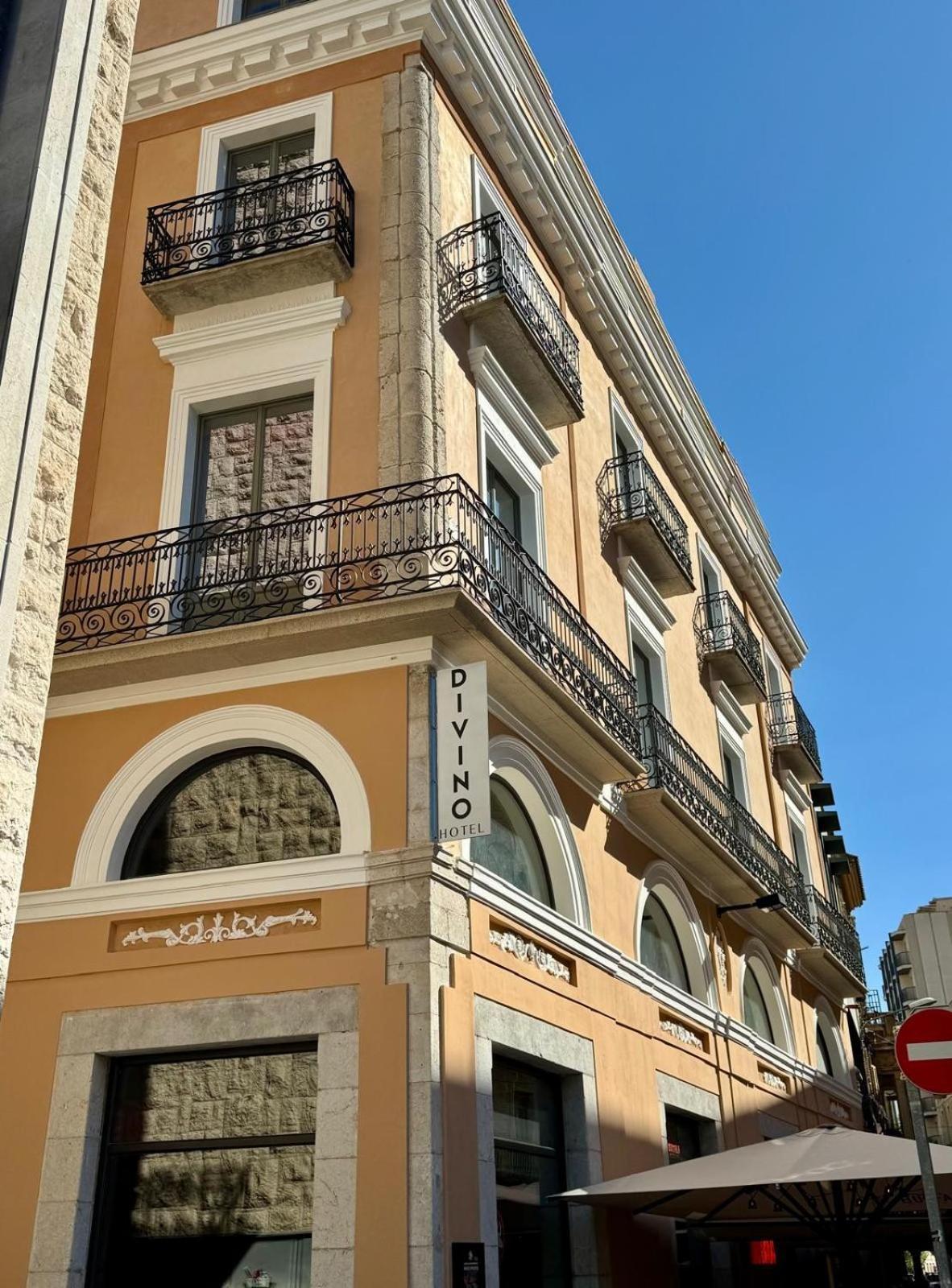 Hotel Divino & Apartments Figueres  Eksteriør bilde